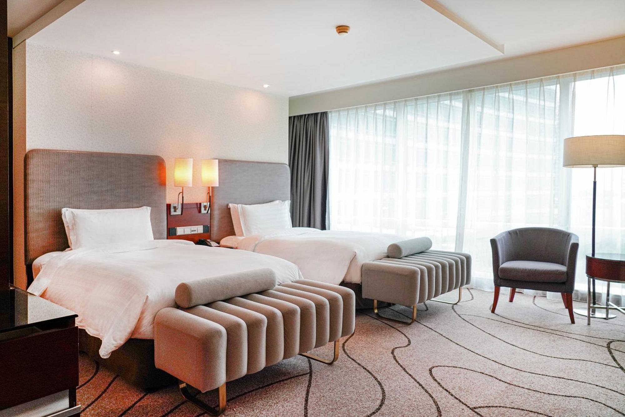 Hotel Pullman - In Xintiandi & Yu Garden Area